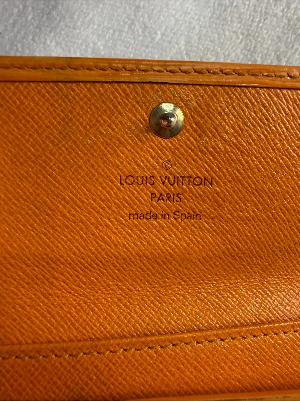 Louis Vuitton Orange keys holder
